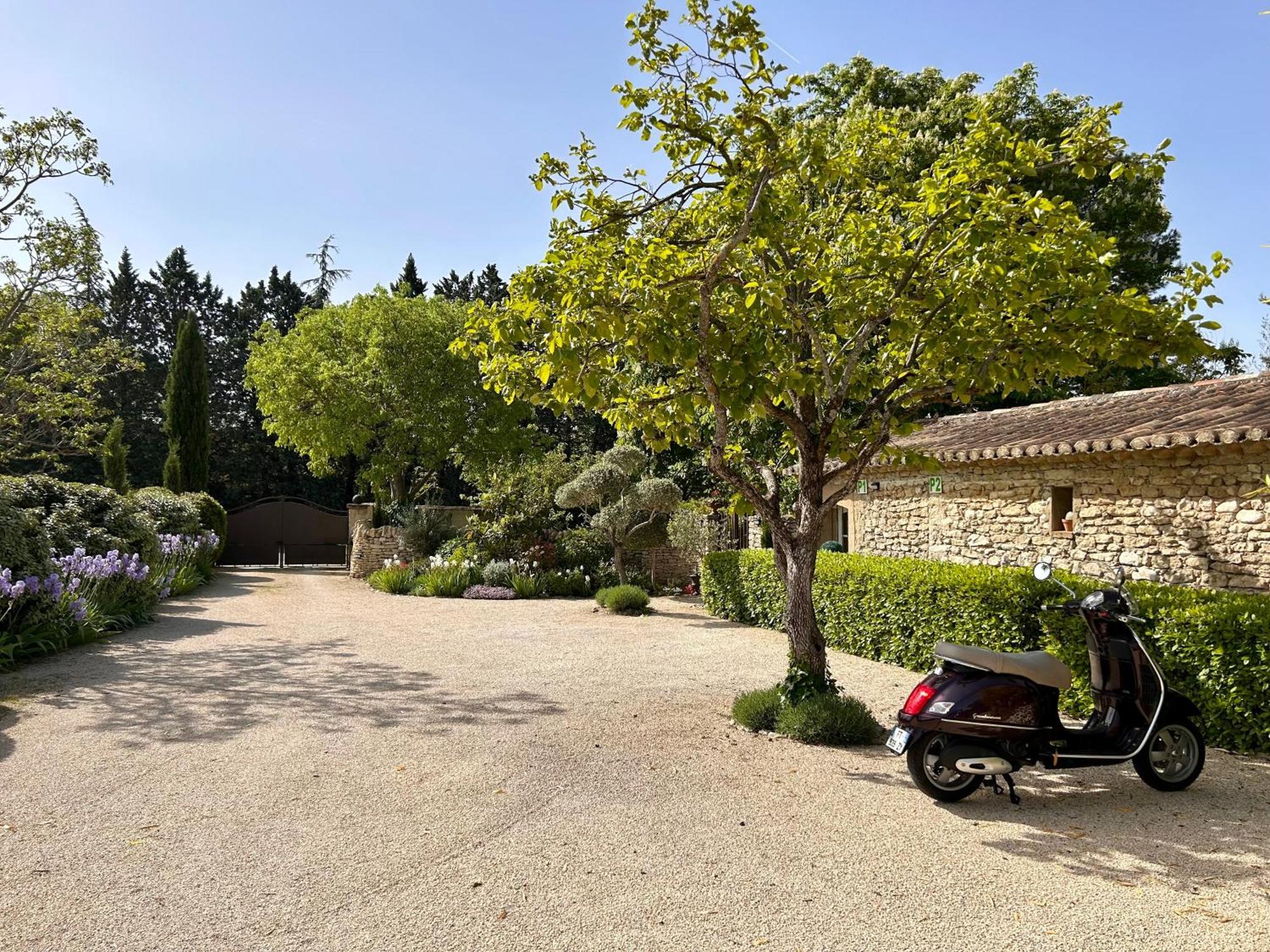 Le Mas Justin Gordes Exterior photo
